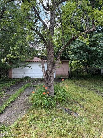 13302 Durkee Avenue, Cleveland, OH 44105