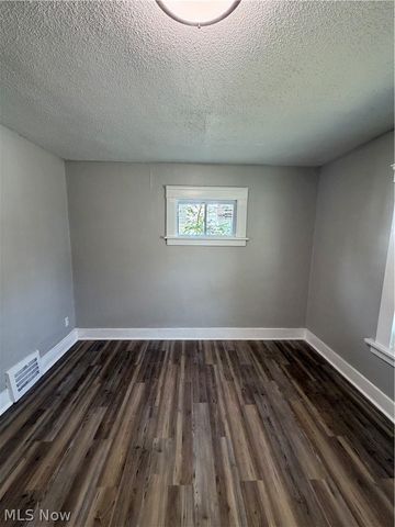 13302 Durkee Avenue, Cleveland, OH 44105