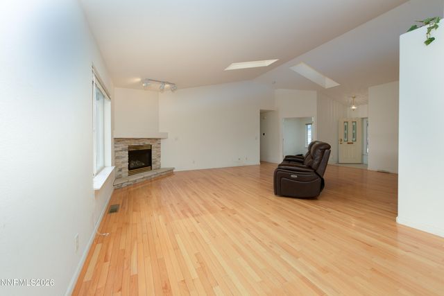 2887 San Gabriel Drive, Minden, NV 89423