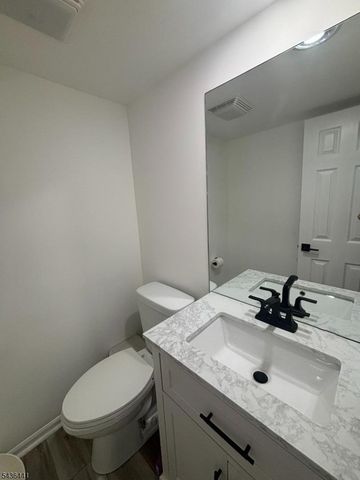 4 Meadowlark, Allamuchy Twp., NJ 07840