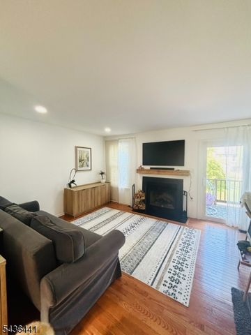 4 Meadowlark, Allamuchy Twp., NJ 07840