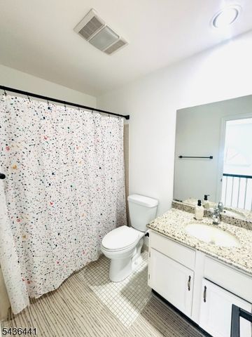 4 Meadowlark, Allamuchy Twp., NJ 07840