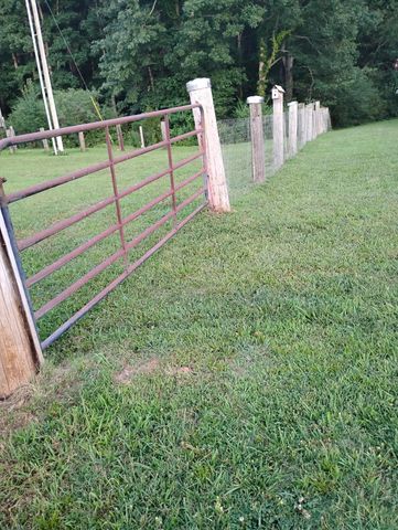 10795 Back Piney Rd, Bon Aqua, TN 37025