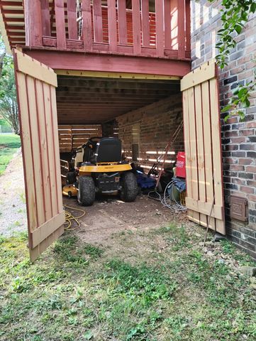 10795 Back Piney Rd, Bon Aqua, TN 37025