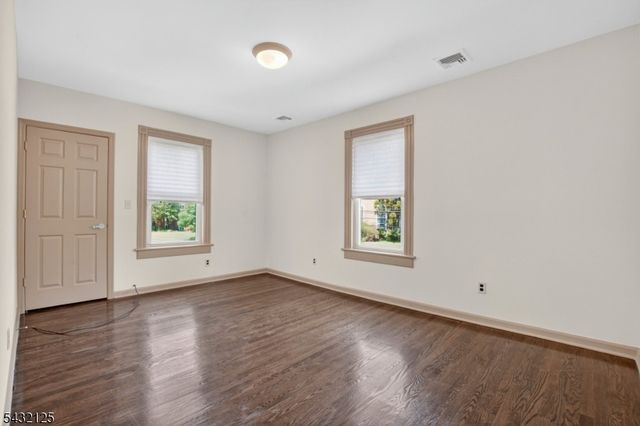 302 Walnut Ave, Cranford Twp., NJ 07016