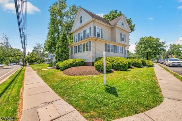 302 Walnut Ave, Cranford Twp., NJ 07016