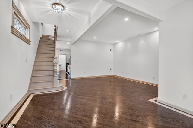 302 Walnut Ave, Cranford Twp., NJ 07016