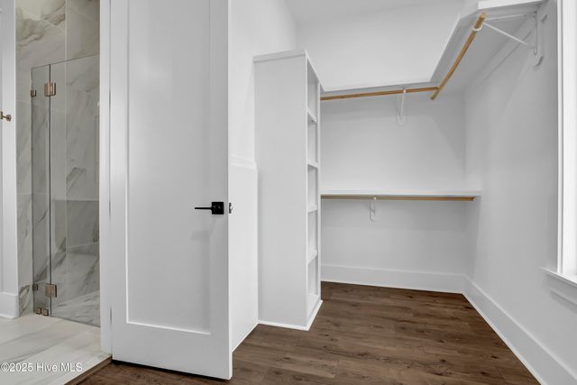 113 Diamond Point Court, Surf City, NC 28445