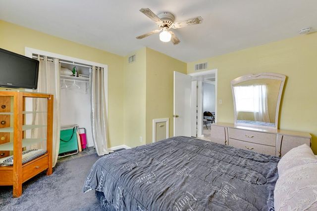 929 Pacific Ave Apt A, Virginia Beach, VA 23451