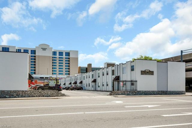 929 Pacific Ave Apt A, Virginia Beach, VA 23451