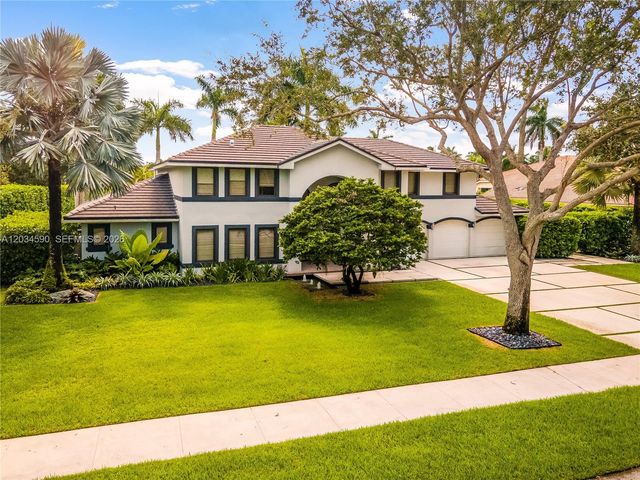 4242 SW 107th Way, Davie, FL 33328