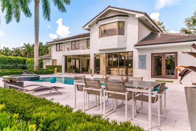 4242 SW 107th Way, Davie, FL 33328