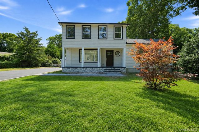 355 Forest Lane, Smithtown, NY 11787