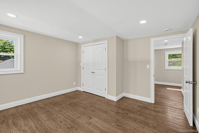 355 Forest Lane, Smithtown, NY 11787