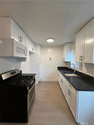 943 N Louise St. 5, Glendale, CA 91207