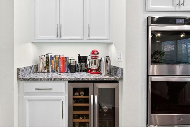 4864 ECHO COURT, Oviedo, FL 32765