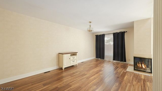 851 Princeton Ct, Branchburg Twp., NJ 08853
