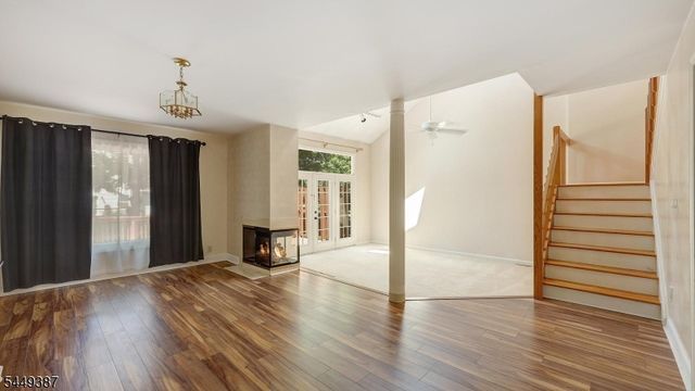 851 Princeton Ct, Branchburg Twp., NJ 08853