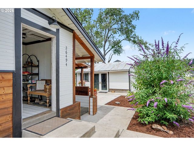 26494 S BRANDT Rd, Mulino, OR 97042
