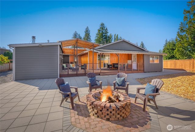 8305 51st Avenue NE, Marysville, WA 98270