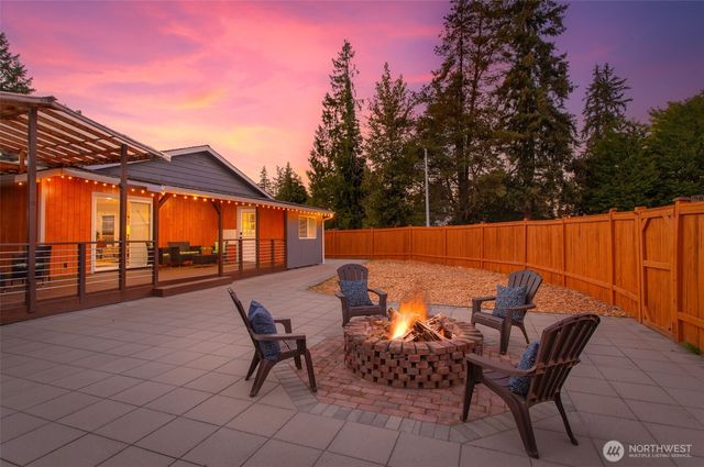8305 51st Avenue NE, Marysville, WA 98270