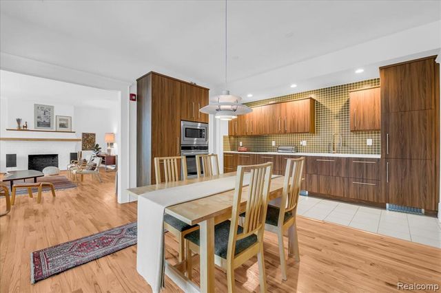 615 W Hancock Street 202, Detroit, MI 48201