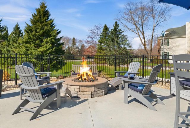N42W33420 Glen View COURT, Nashotah, WI 53058