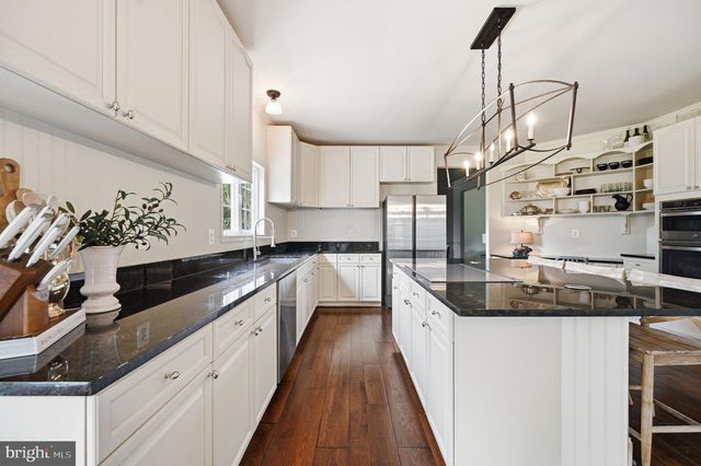 39320 TOLLHOUSE RD, Lovettsville, VA 20180