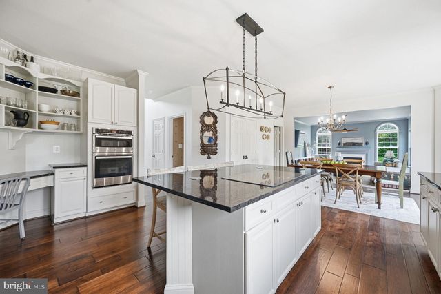 39320 TOLLHOUSE RD, Lovettsville, VA 20180