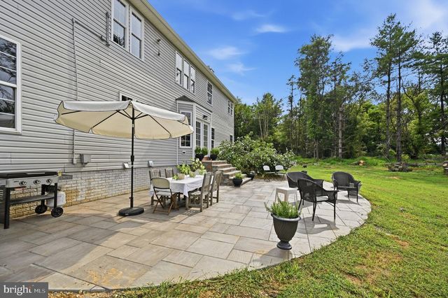 39320 TOLLHOUSE RD, Lovettsville, VA 20180