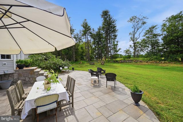 39320 TOLLHOUSE RD, Lovettsville, VA 20180