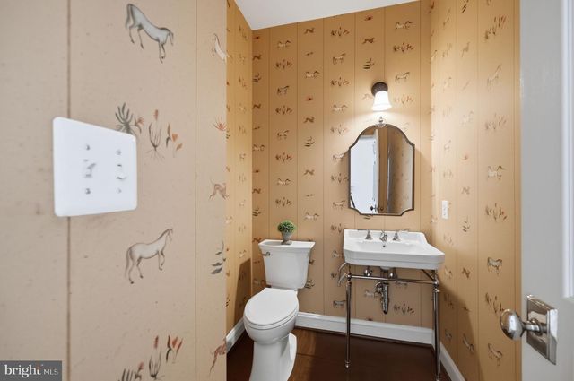 39320 TOLLHOUSE RD, Lovettsville, VA 20180