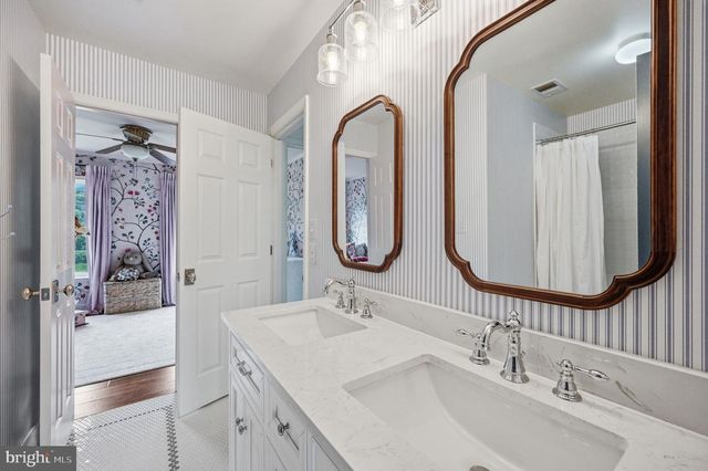 39320 TOLLHOUSE RD, Lovettsville, VA 20180