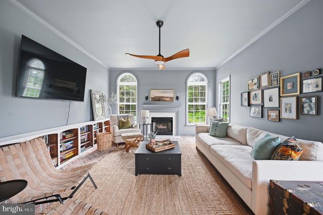 39320 TOLLHOUSE RD, Lovettsville, VA 20180