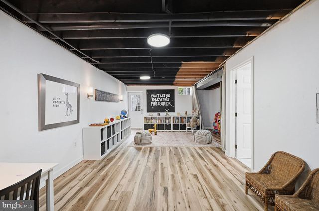 39320 TOLLHOUSE RD, Lovettsville, VA 20180
