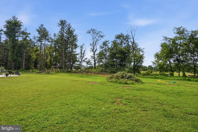 39320 TOLLHOUSE RD, Lovettsville, VA 20180