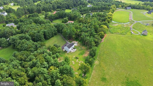 39320 TOLLHOUSE RD, Lovettsville, VA 20180