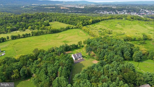 39320 TOLLHOUSE RD, Lovettsville, VA 20180