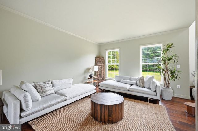 39320 TOLLHOUSE RD, Lovettsville, VA 20180