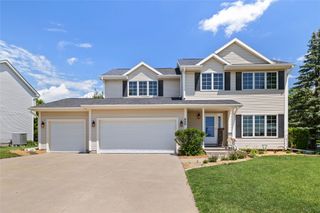 800 Spruce Street, Waukee, IA 50263
