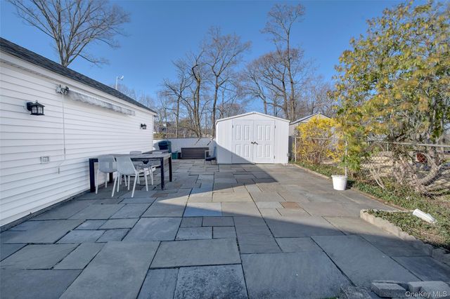 22 Ridgeland Terrace, Rye, NY 10580