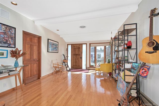 22 Ridgeland Terrace, Rye, NY 10580