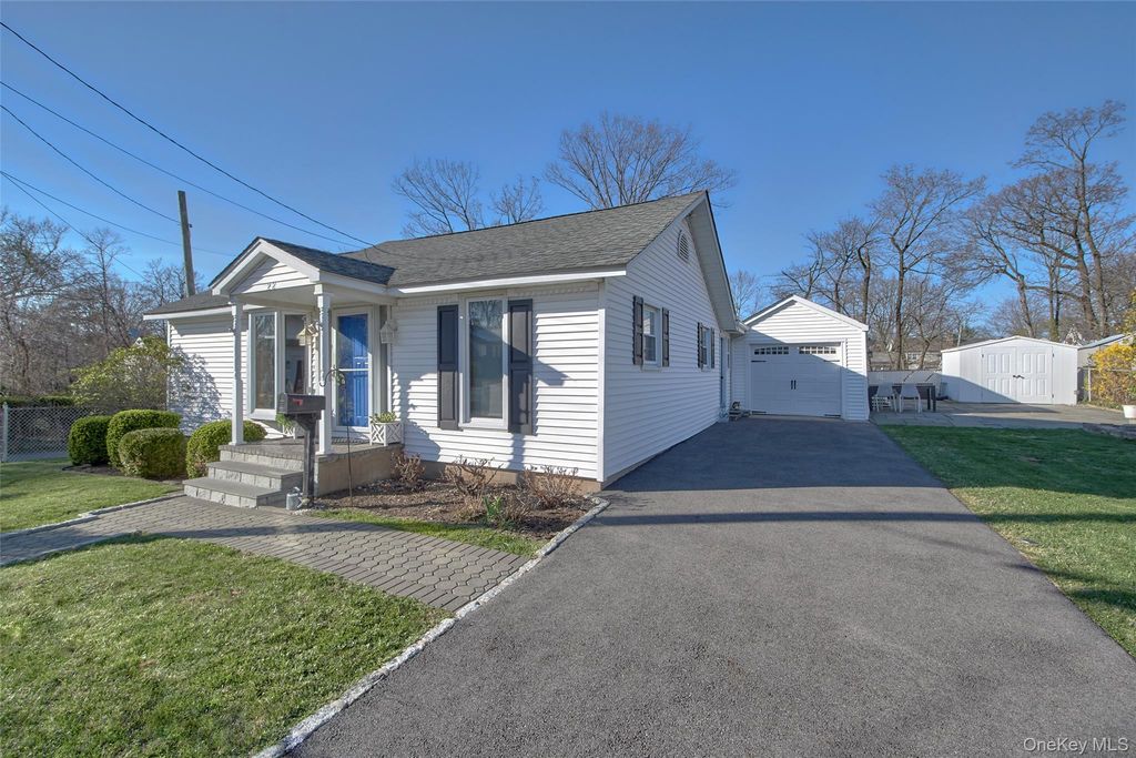 22 Ridgeland Terrace, Rye, NY 10580