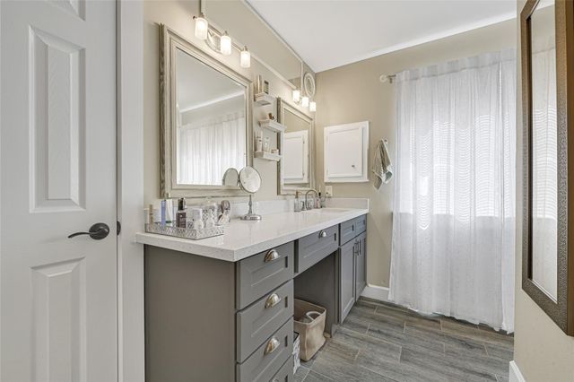 15819 Seven Springs Drive, Houston, TX 77084