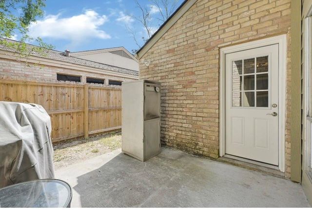 15819 Seven Springs Drive, Houston, TX 77084