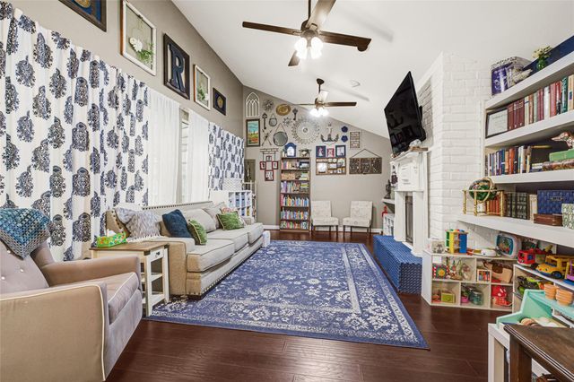 15819 Seven Springs Drive, Houston, TX 77084