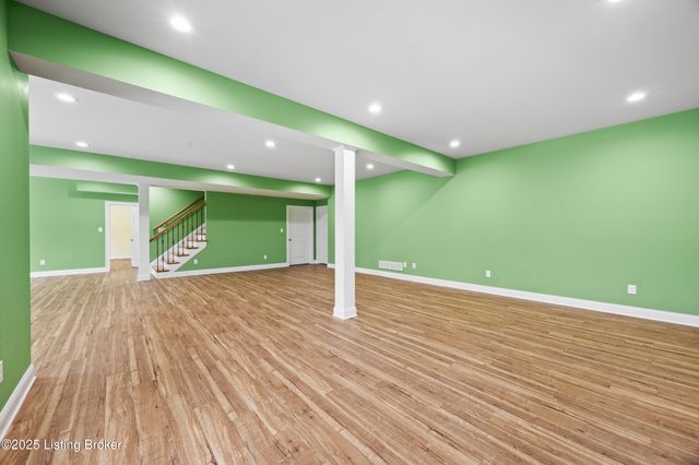 1508 Lincoln Hill Way, Louisville, KY 40245