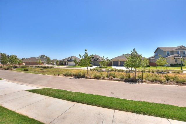 1449 Morning View RD, Georgetown, TX 78628