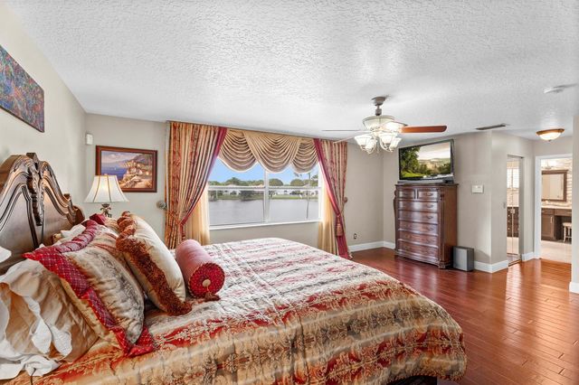 3342 Amsterdam Avenue, Cooper City, FL 33026