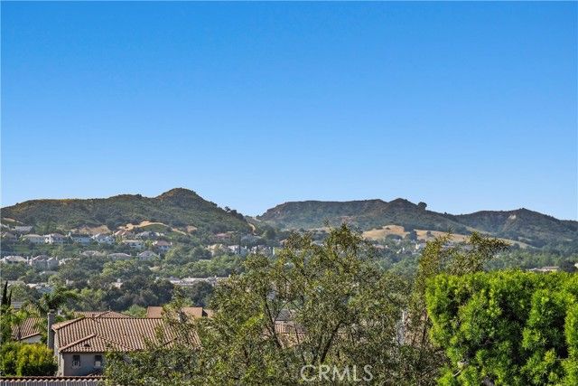 41 Long View Road, Laguna Hills, CA 92679